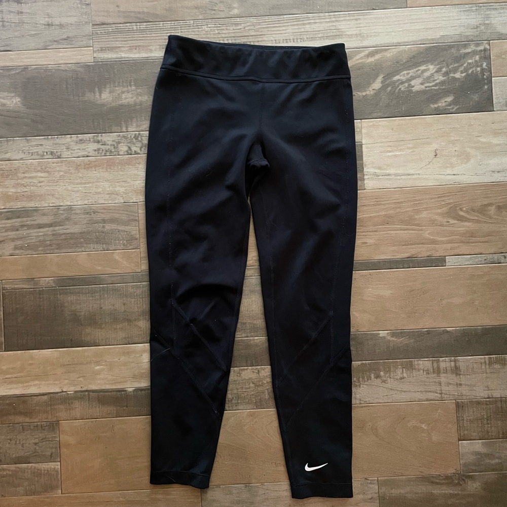 Nike Dri-Fit girls/youth size M leggings